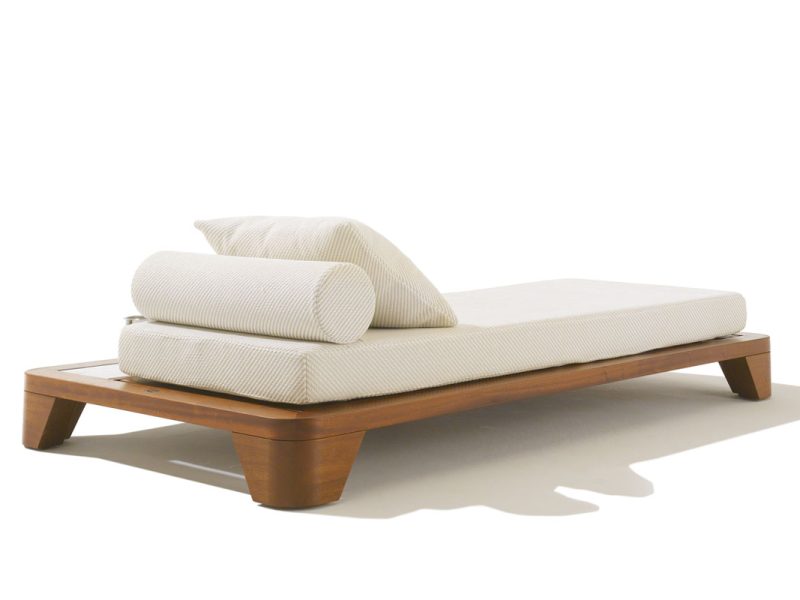 GRAND BELVEDERE DAYBED