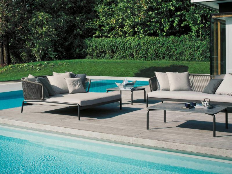 modern-pool-furniture