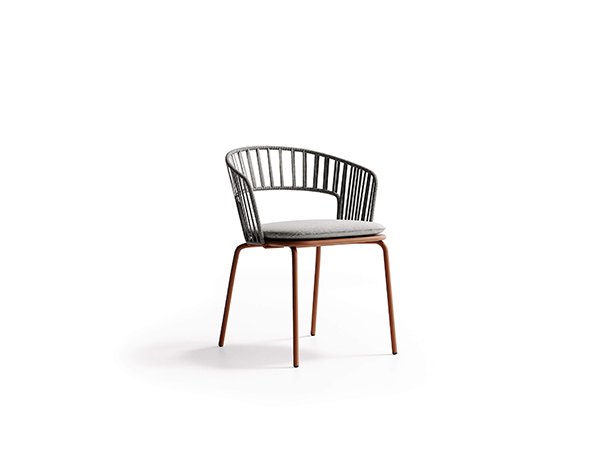 ONDA CHAIR AND STOOL